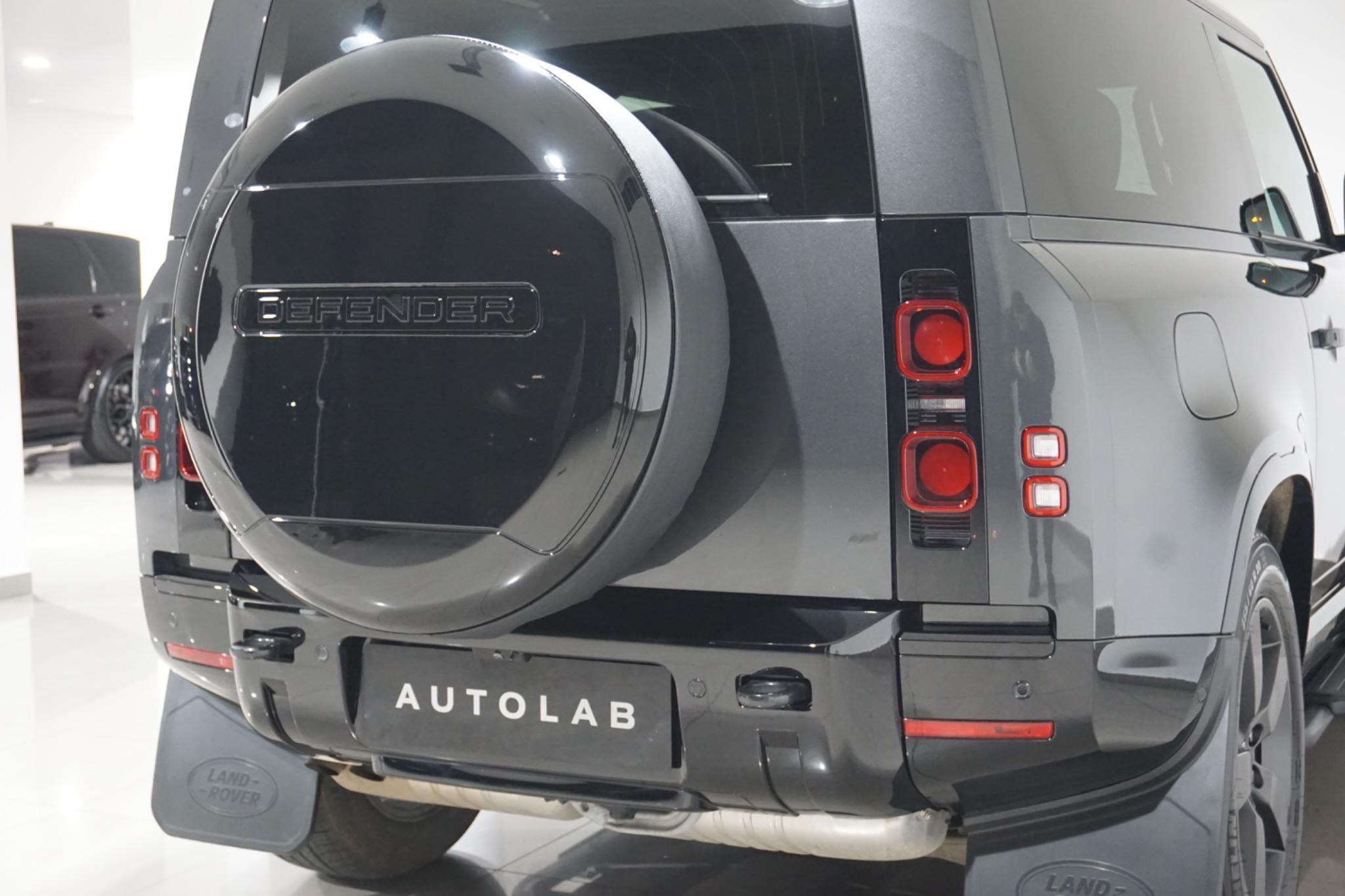 Land Rover Defender 90 3.0 D300 MHEV X-Dynamic HSE Hard Top SUV Auto 4WD SWB Euro 6 (s/s) 3dr